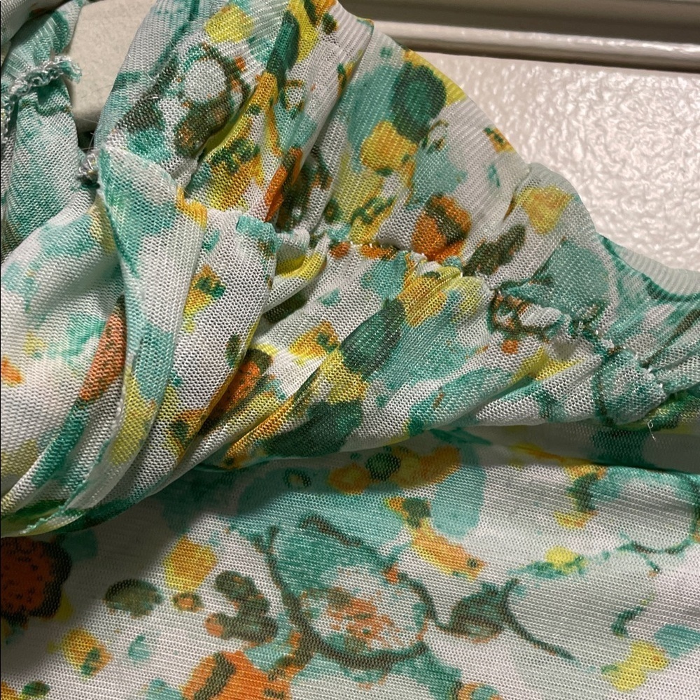 Vertigo Paris Multicolored Abstract Print Ruched Streetwear - Green and Yellow - Picture 9 of 12